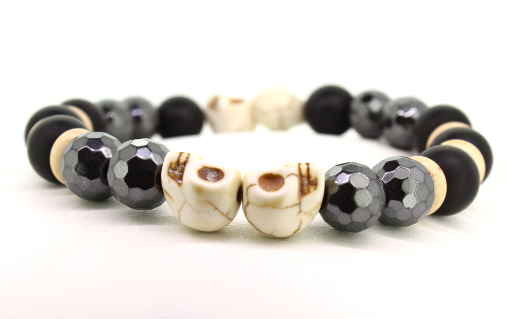 LoBo-Bracelet: Sanga - schwarzes Onyx/Hamätit Perlenarmband altweiß.