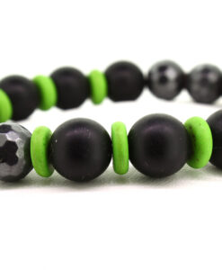 LoBo-Bracelet: Sanga - schwarzes Onyx/Hamätit Perlenarmband grün.